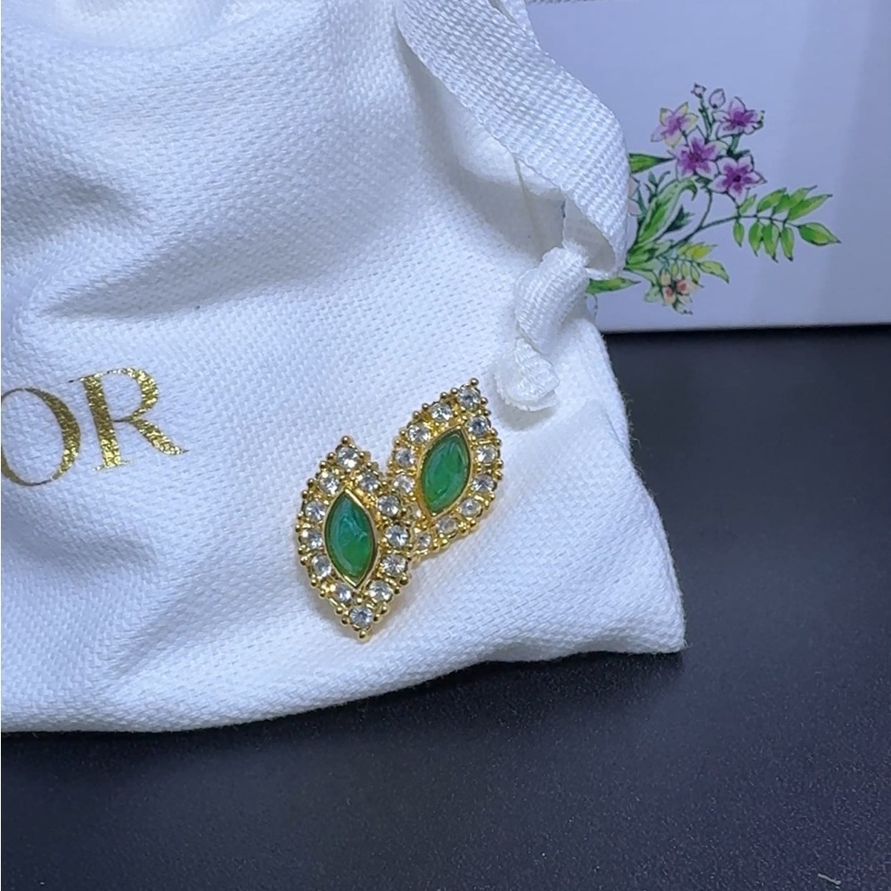 Dior Gold-Plated Earrings for Pierced Ears and Necklace Set - Picture 3 of 11